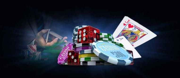 Online Casino-tärningar, spelkort, pokerchips